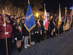 Poczet Sztandarowy PSP nr 3 na obchodach 11 listopada (1)